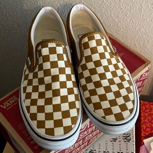 Vans women’s sz 8.5 checkered yellow slip on